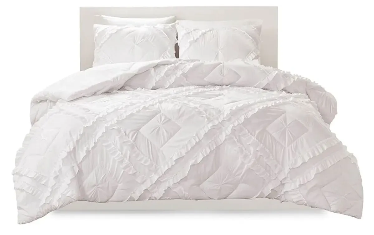 Olliix by Intelligent Design Kacie White Full/Queen Solid Coverlet Set with Tufted Diamond Ruffles