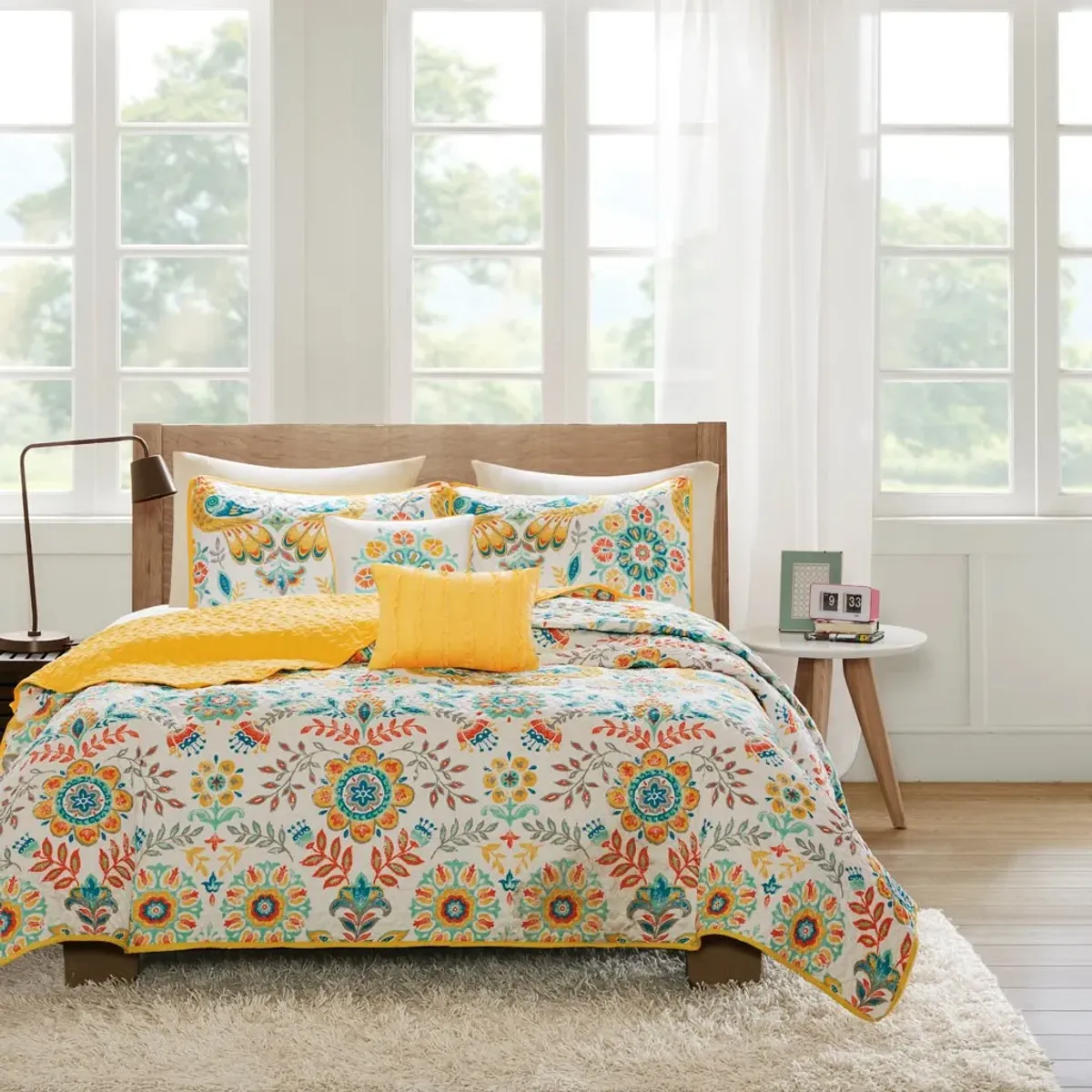 Olliix by Intelligent Design Nina Multi-Colored King/California King Reversible Coverlet Set