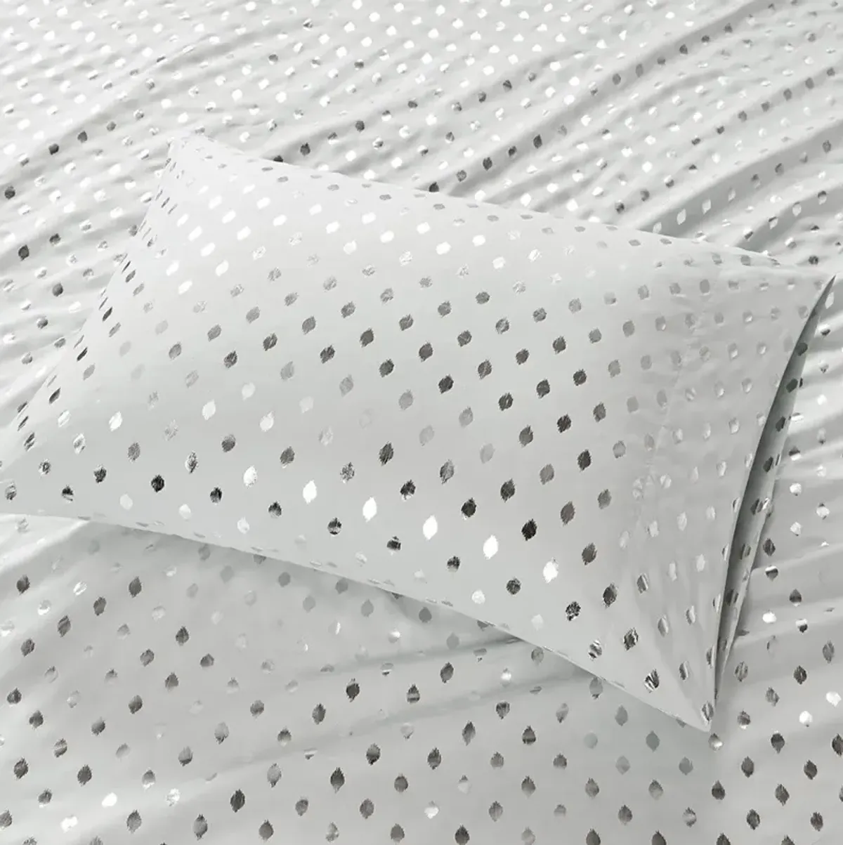 Olliix by Intelligent Design Grey/Silver Twin XL Metallic Dot Printed Sheet Set
