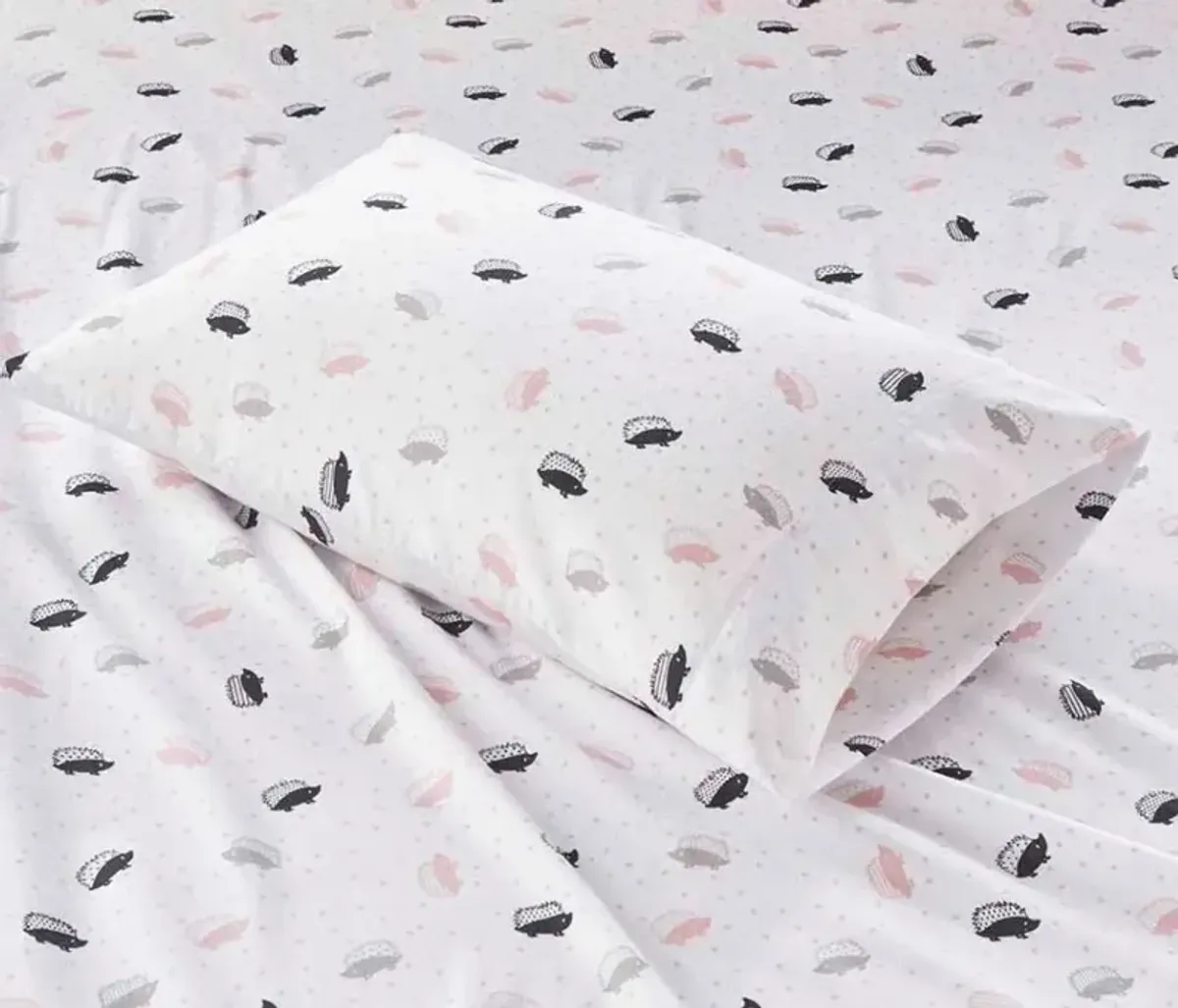 Olliix by Intelligent Design Cozy Soft Pink/Grey Hedgehogs Full Cotton Novelty Print Flannel Sheet Set