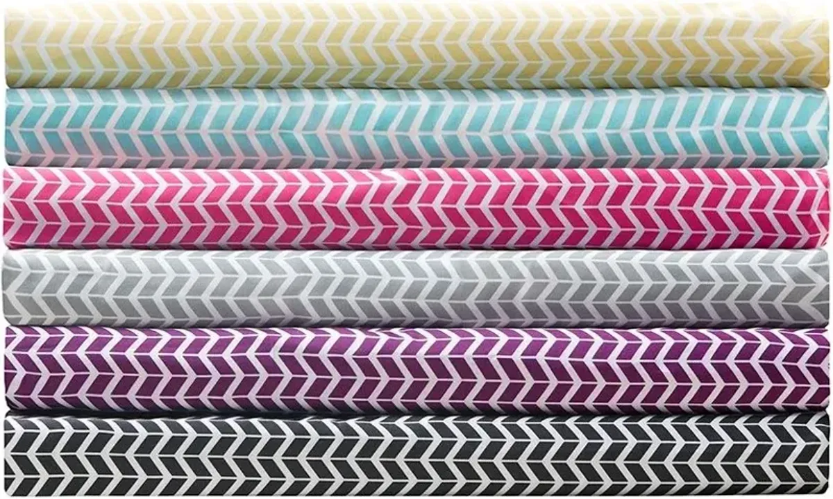 Olliix by Intelligent Design Pink Twin Chevron Printed Microfiber Sheet Set