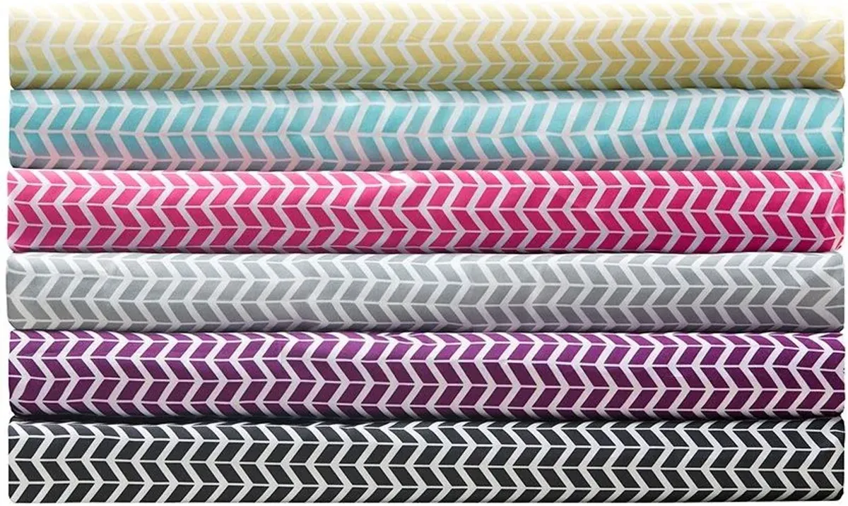 Olliix by Intelligent Design Pink Twin Chevron Printed Microfiber Sheet Set