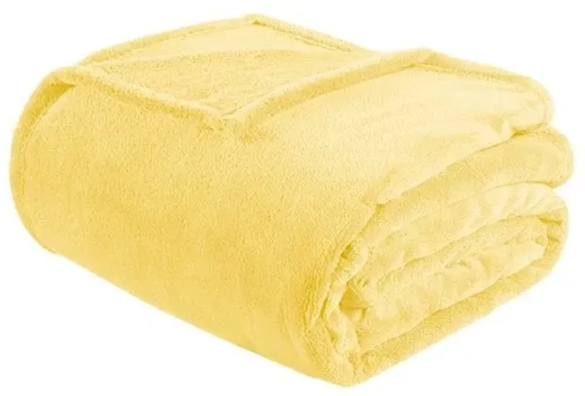 Olliix by Intelligent Design Microlight Plush Yellow King Oversized Blanket