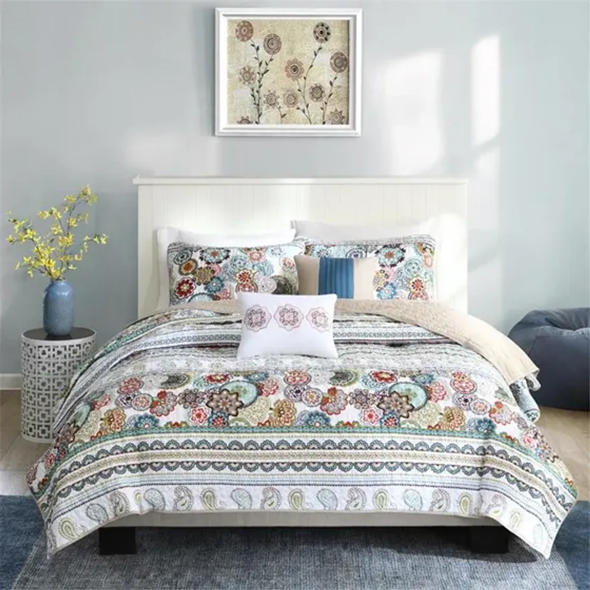 Olliix by Intelligent Design Tamira Multi Full/Queen Reversible Coverlet Set