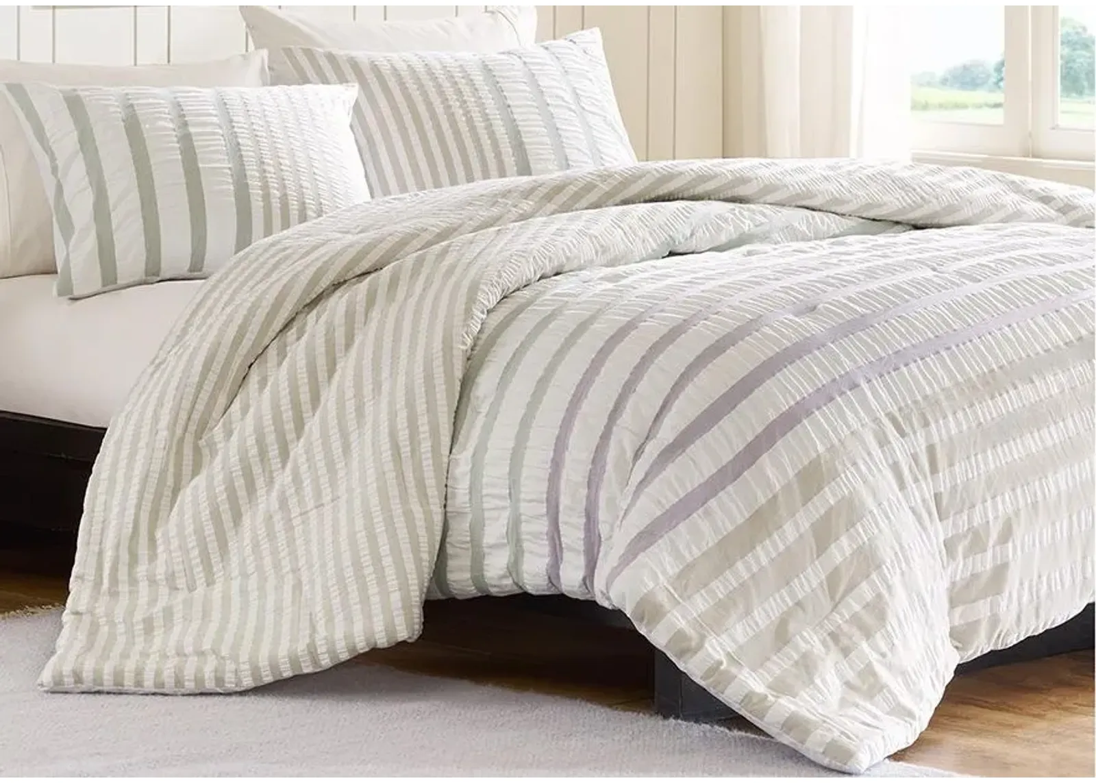 Olliix by INK+IVY Multi Twin Sutton Comforter Set