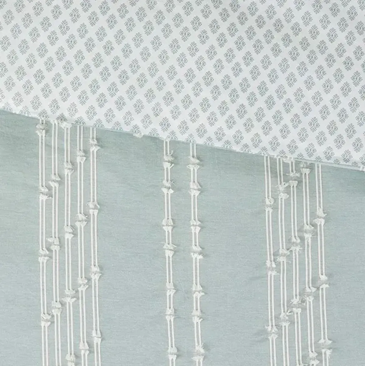 Olliix by INK+IVY Kara Aqua King/California King Cotton Jacquard Comforter Set