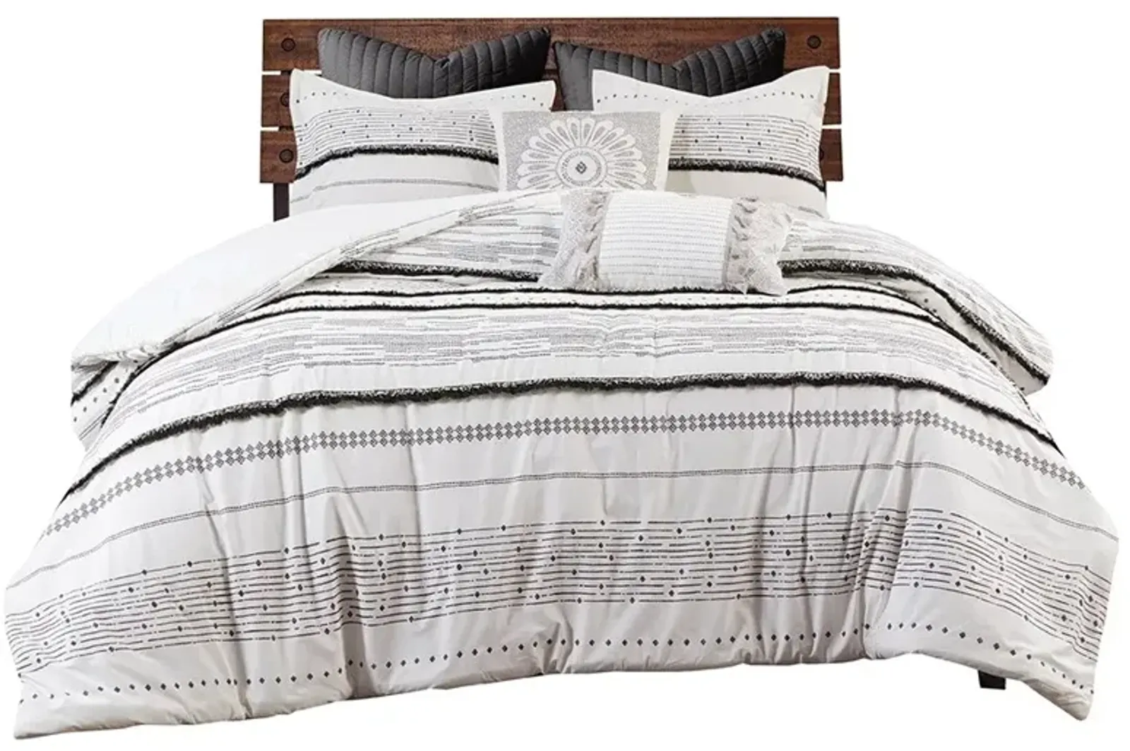 Olliix by INK+IVY Nea Black and White Full/Queen Cotton Printed Comforter Set with Trims