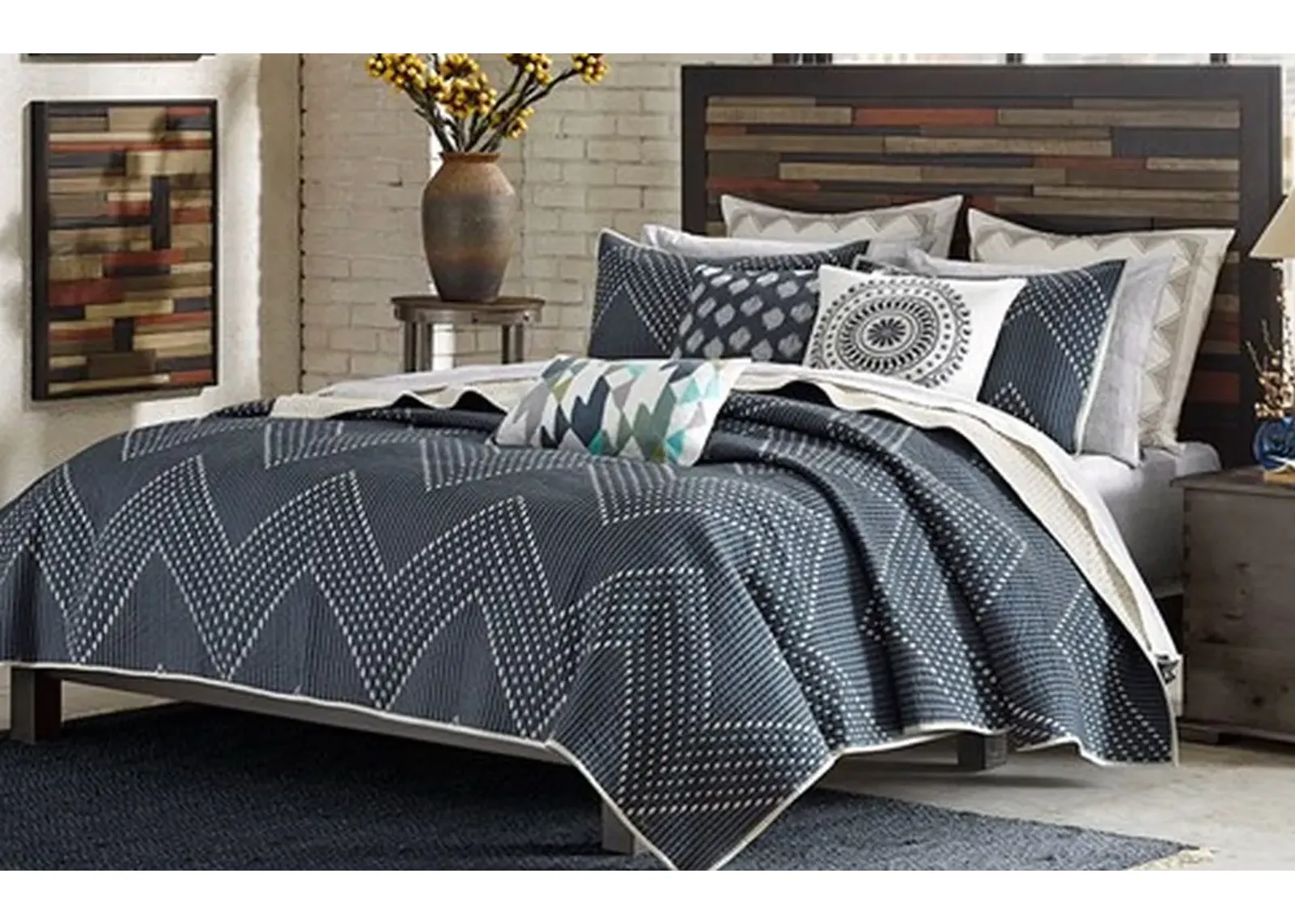 Olliix by INK+IVY Navy Full/Queen Pomona 3 Piece Coverlet Mini Set