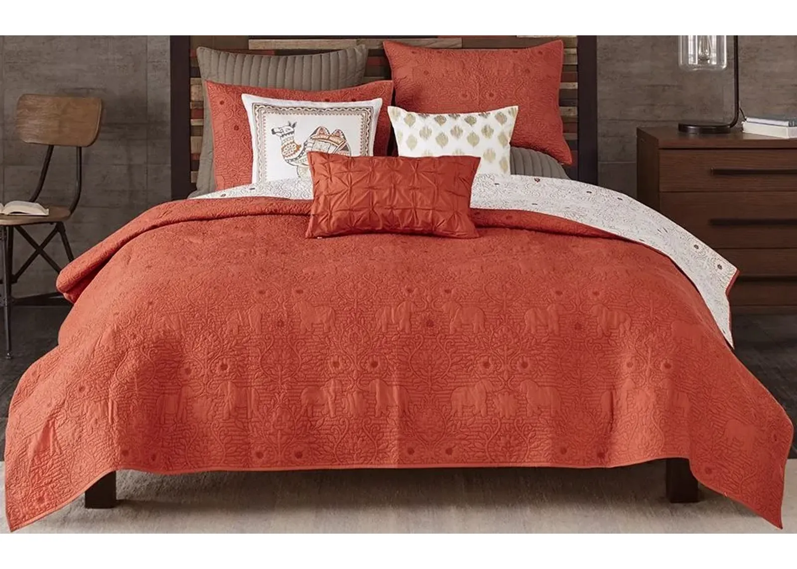 Olliix by INK+IVY 3 Piece Coral Full/Queen Kandula Coverlet Mini Set