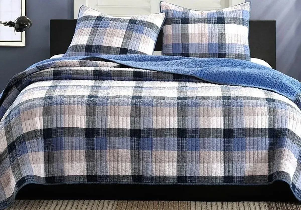 Olliix by INK+IVY Blue King Maddox Coverlet Set