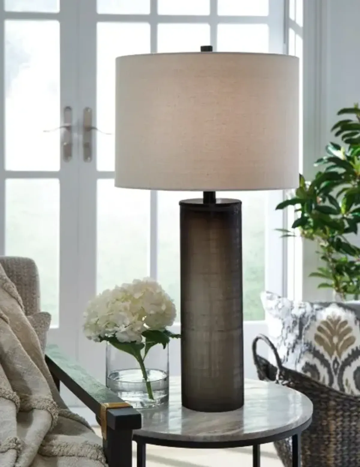 Signature Design by Ashley® Dingerly Brown Table Lamp