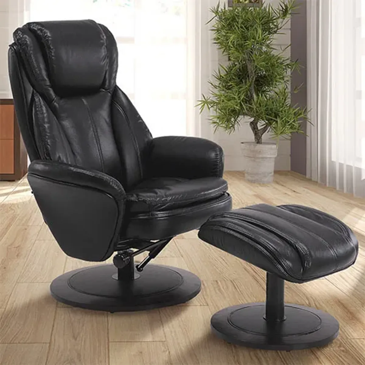 Mac Motion Comfort Chair Norway Recliner with Ottoman