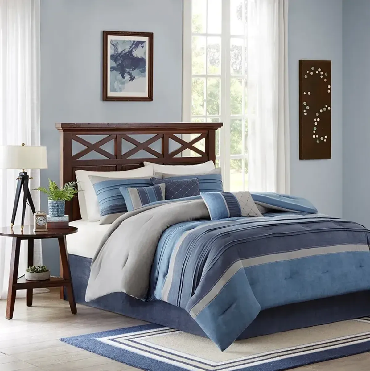 Olliix by Madison Park Collins 7 Piece Navy Queen Comforter Set