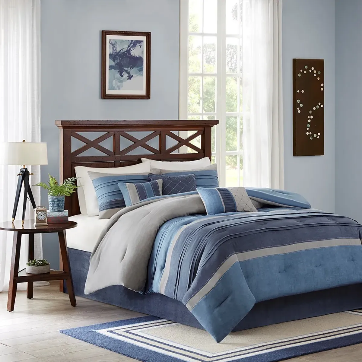 Olliix by Madison Park Collins 7 Piece Navy King Comforter Set