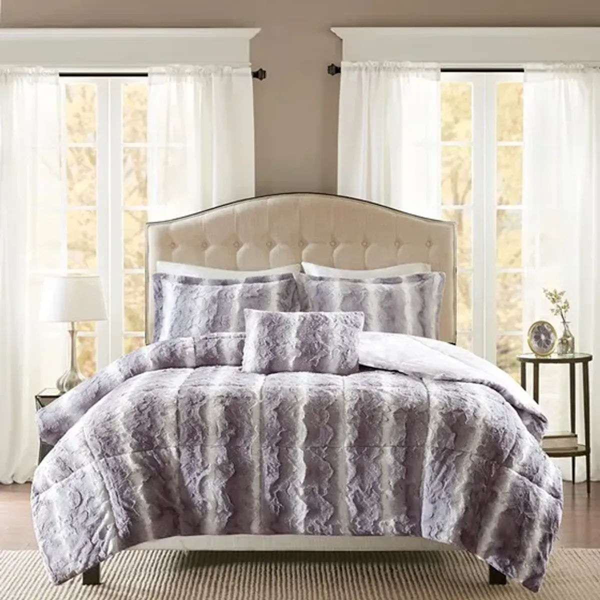 Olliix by Madison Park Zuri Grey Full/Queen Polyester Print Brushed Faux Fur Comforter Set