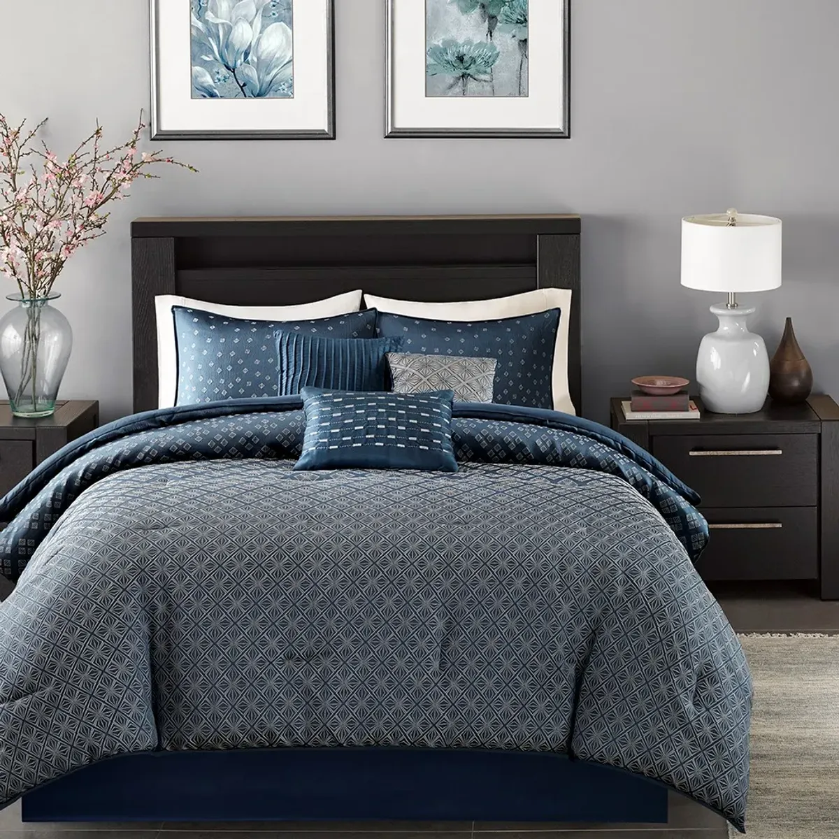 Olliix by Madison Park Biloxi 7 Piece Navy Queen Comforter Set