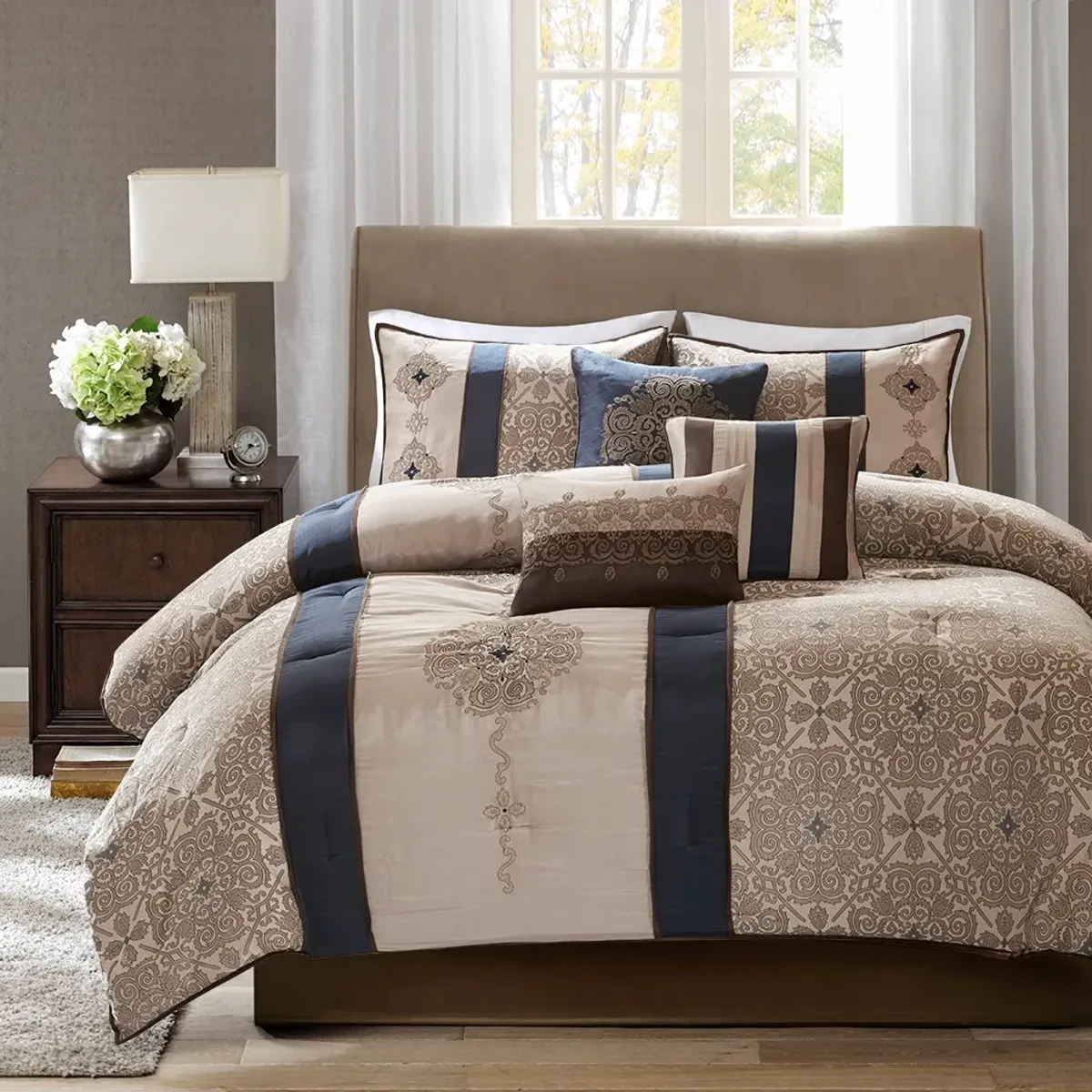 Olliix by Madison Park 7 Piece Navy Queen Donovan Jacquard Comforter Set