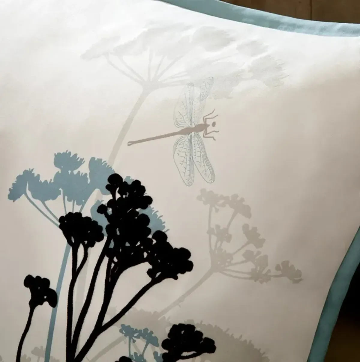Olliix by Madison Park Matilda 7 Piece Blue Queen Comforter Set