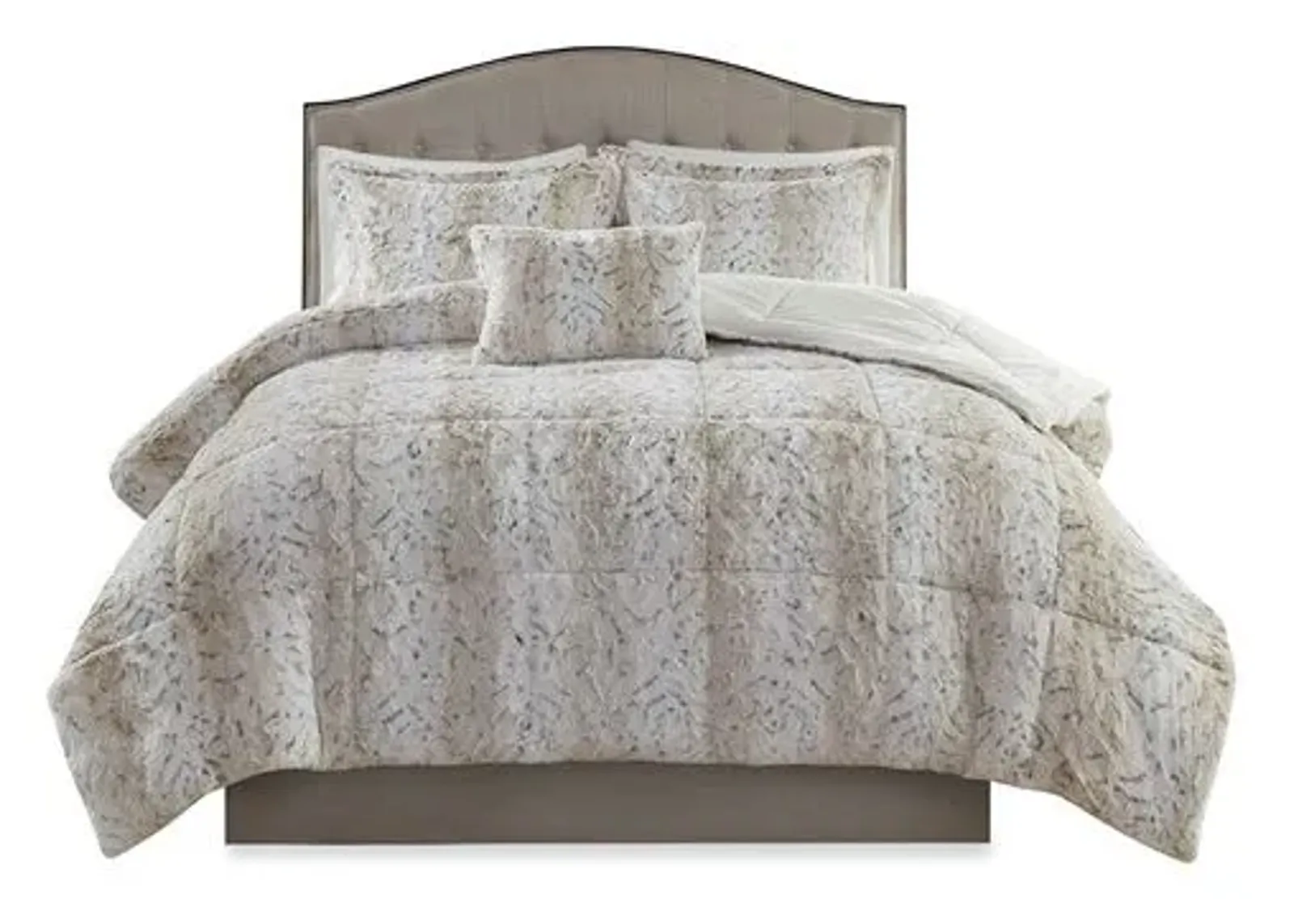 Olliix by Madison Park Zuri Snow Leopard Full/Queen Faux Fur Comforter Set