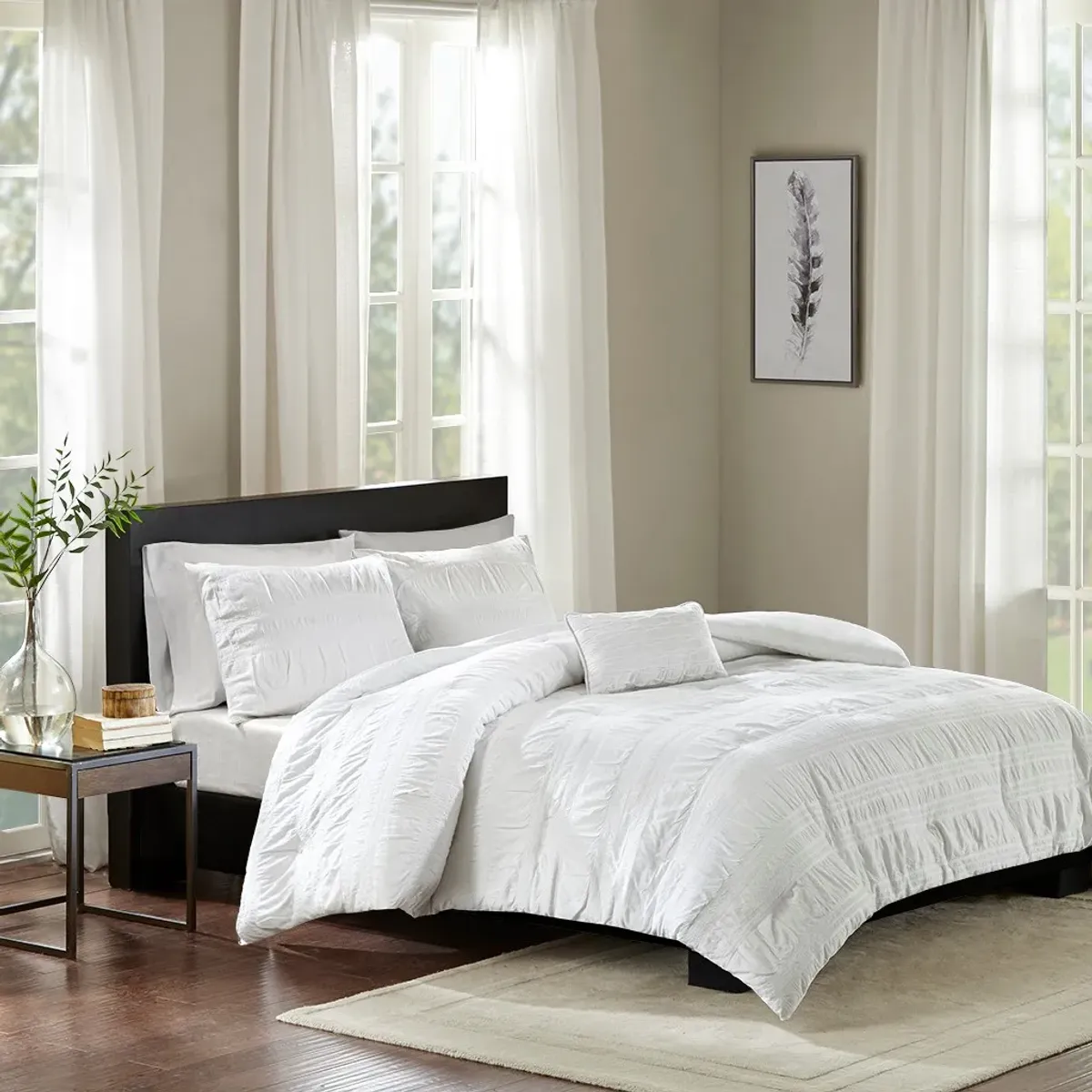 Olliix by Madison Park 4 Piece White Full/Queen Nicolette Cotton Seersucker Duvet Cover Set