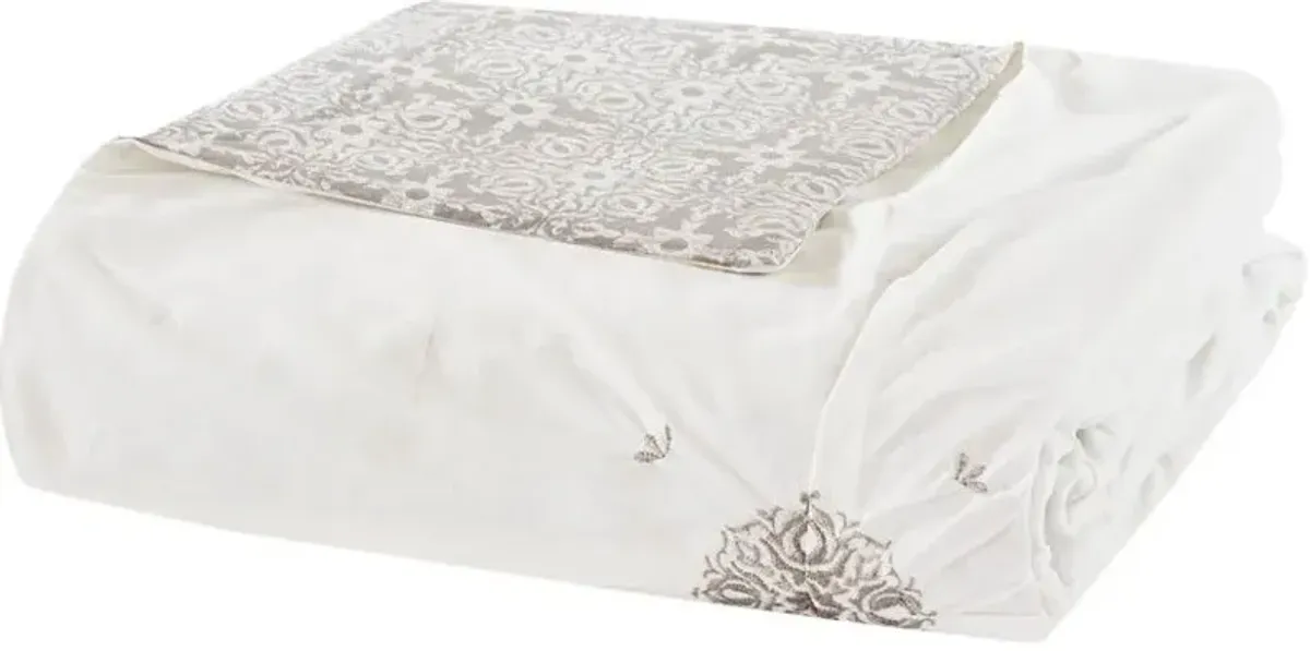 Olliix by Madison Park 4 Piece Ivory Full/Queen Malia Embroidered Cotton Reversible Duvet Cover Set
