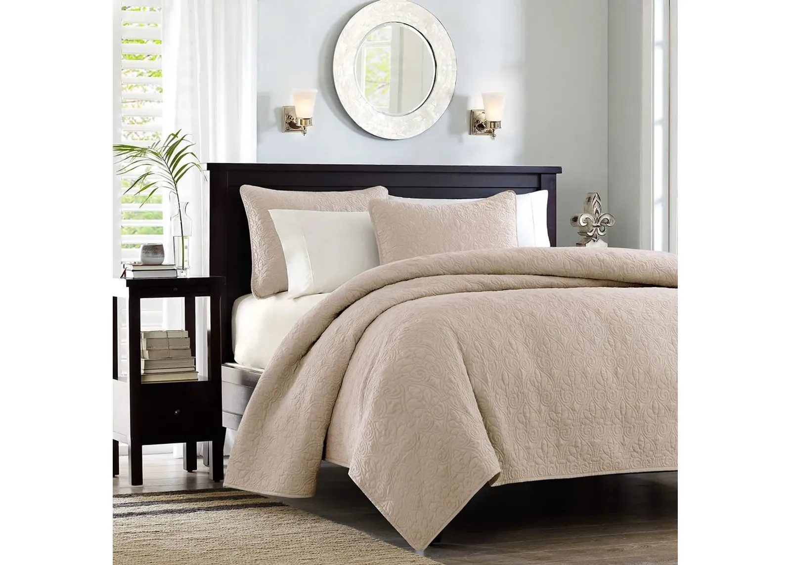 Olliix by Madison Park Khaki Full/Queen Quebec Reversible Coverlet Set