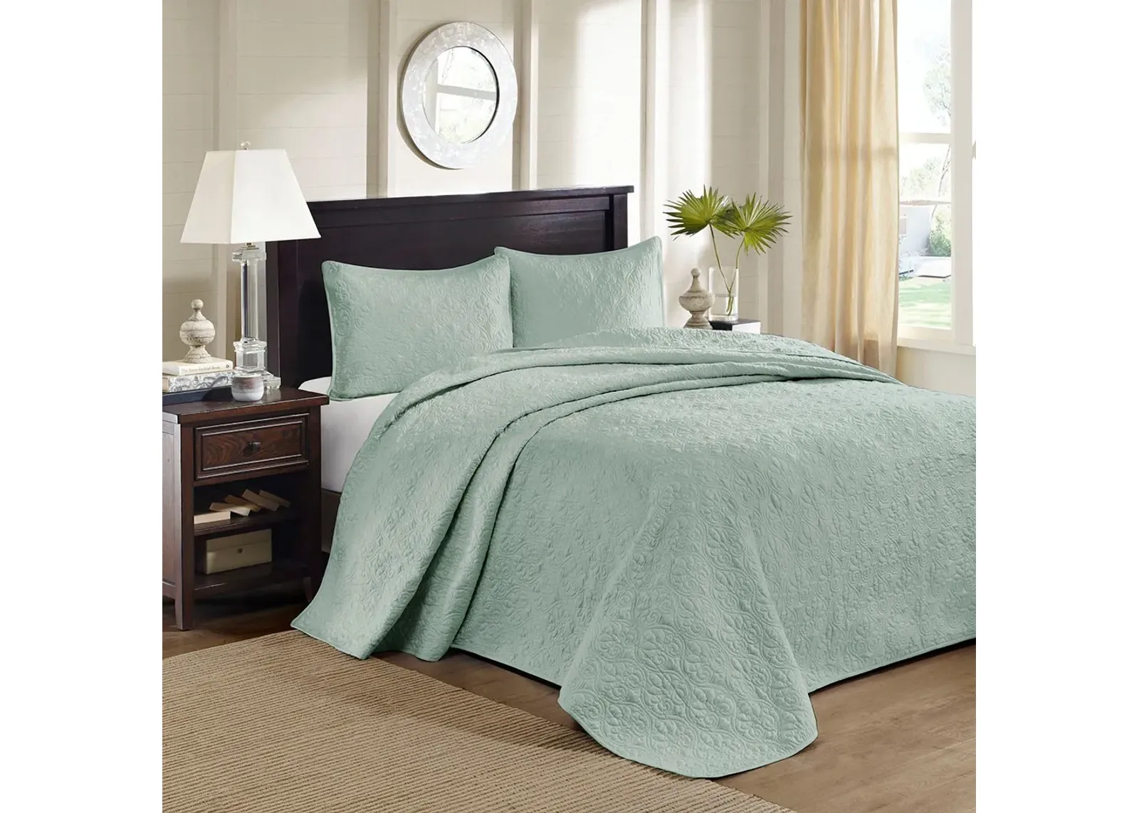 Olliix by Madison Park Seafoam Queen Quebec Reversible Bedspread Set