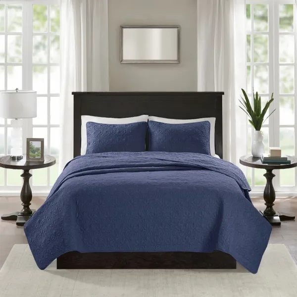 Olliix by Madison Park Navy Full/Queen Quebec Reversible Coverlet Set
