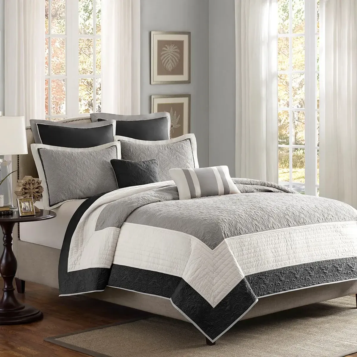 Olliix by Madison Park 7 Piece Black Full/Queen Attingham Reversible Coverlet Set