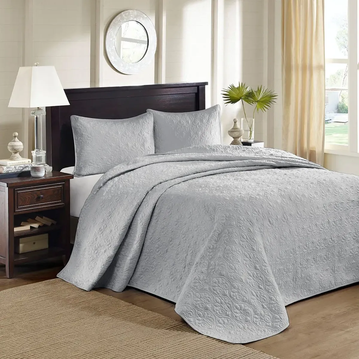 Olliix by Madison Park Grey Queen Quebec Reversible Bedspread Set