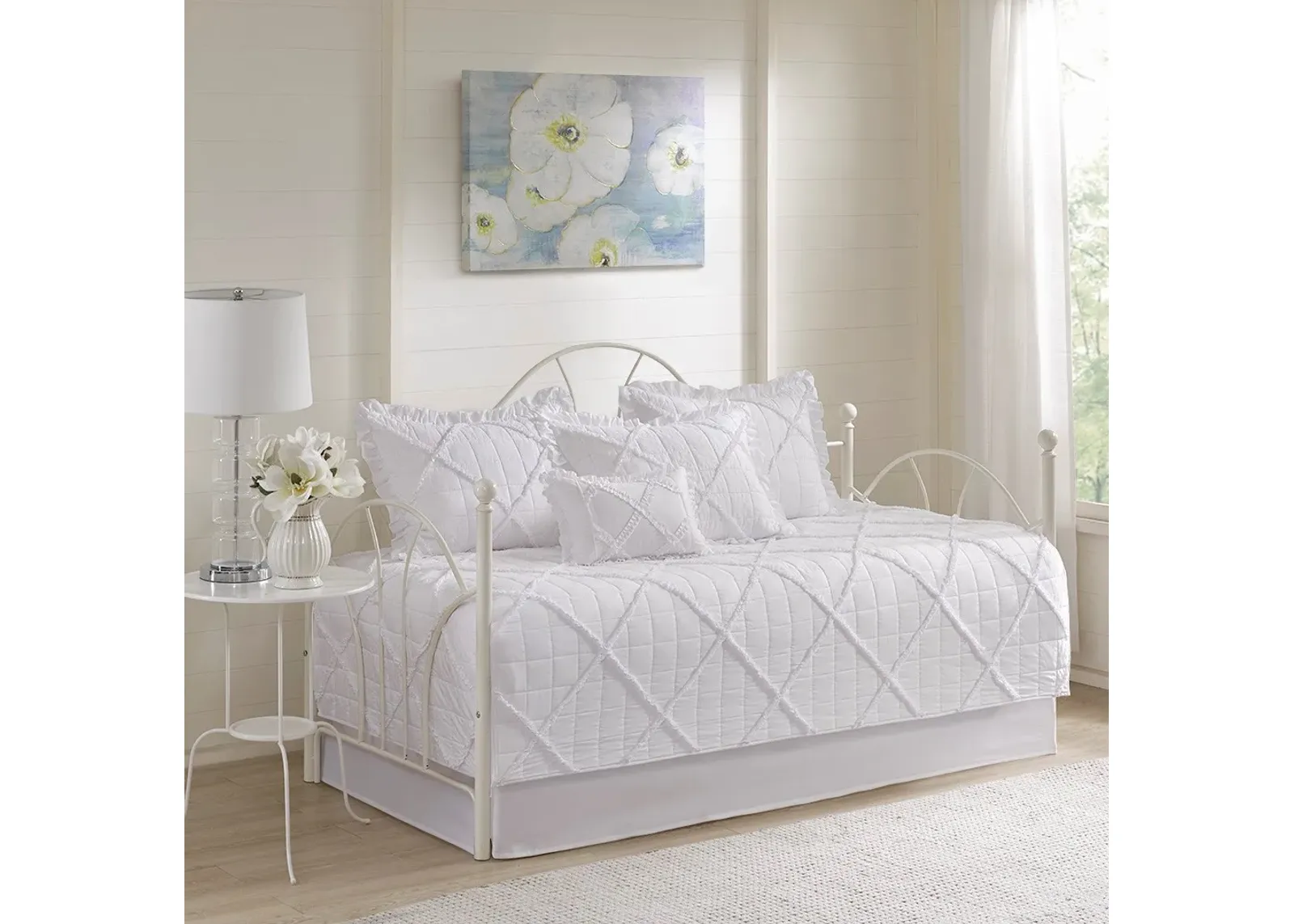 Olliix by Madison Park 6 Piece White Rosie Reversible Daybed Cover Set