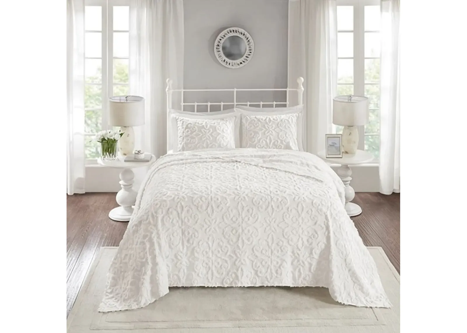 Olliix by Madison Park White King/California King Sabrina 3 Piece Tufted Cotton Chenille Bedspread Set