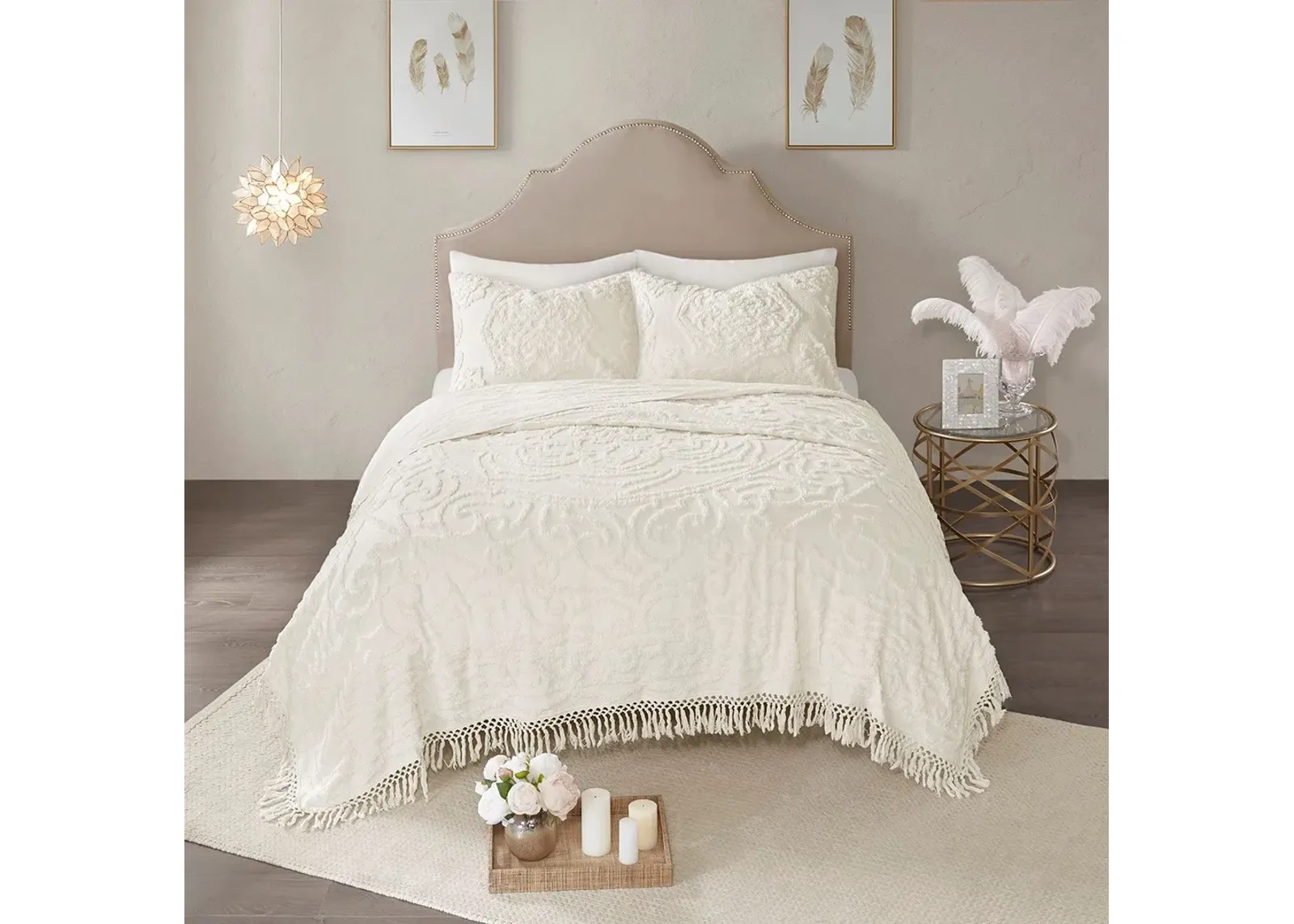 Olliix by Madison Park Ivory Full/Queen Laetitia Tufted Cotton Chenille Medallion Fringe Coverlet Set