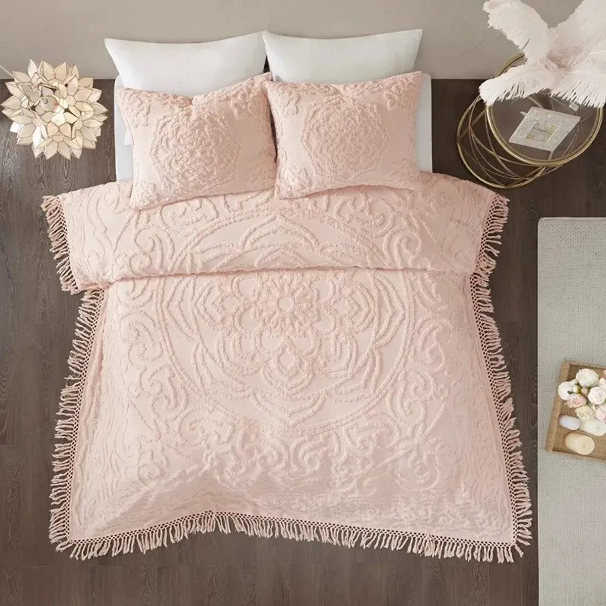 Olliix by Madison Park Blush Full/Queen Laetitia Tufted Cotton Chenille Medallion Fringe Coverlet Set