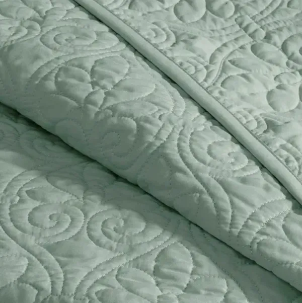 Olliix by Madison Park Quebec Seafoam Twin Reversible Bedspread Set