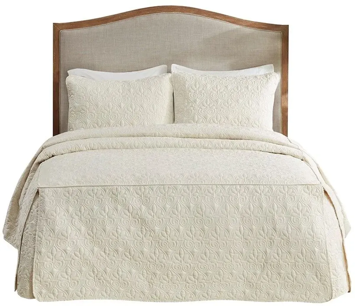 Olliix by Madison Park 3 Piece Cream Queen Quebec Fitted Bedspread Set