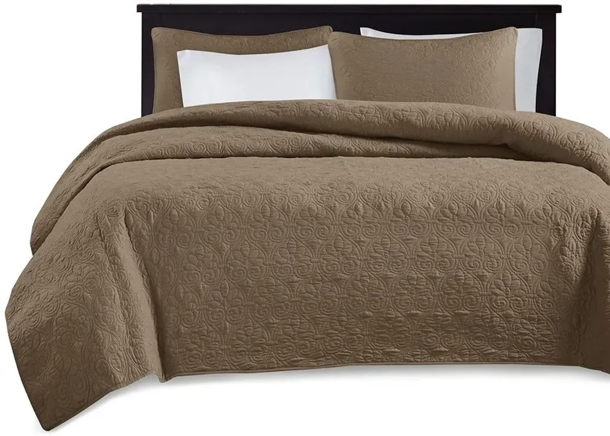 Olliix by Madison Park Mocha King/California King Quebec Reversible Coverlet Set