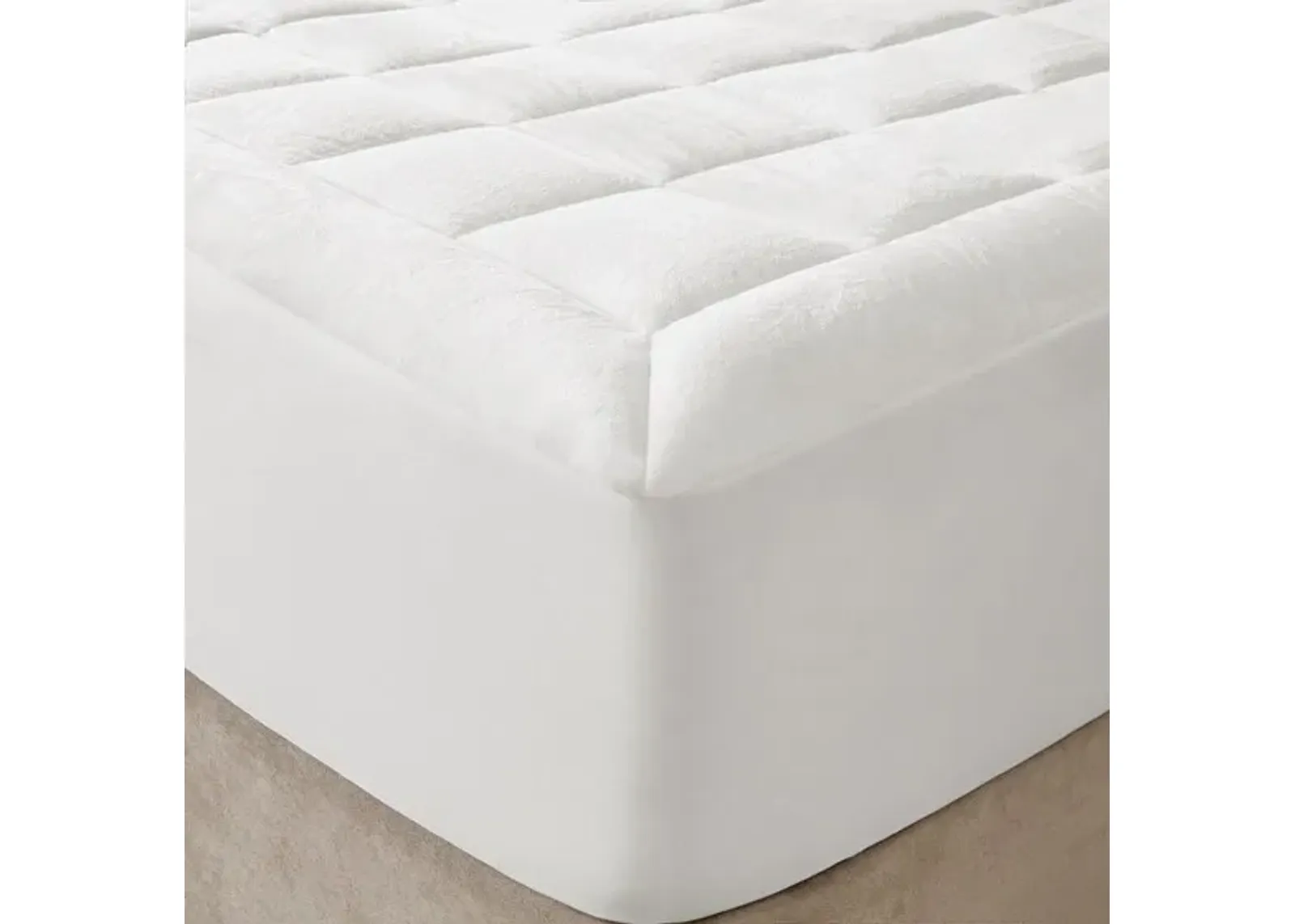 Olliix by Madison Park White Overfilled Plush Waterproof Twin Cloud Soft Mattress Pad