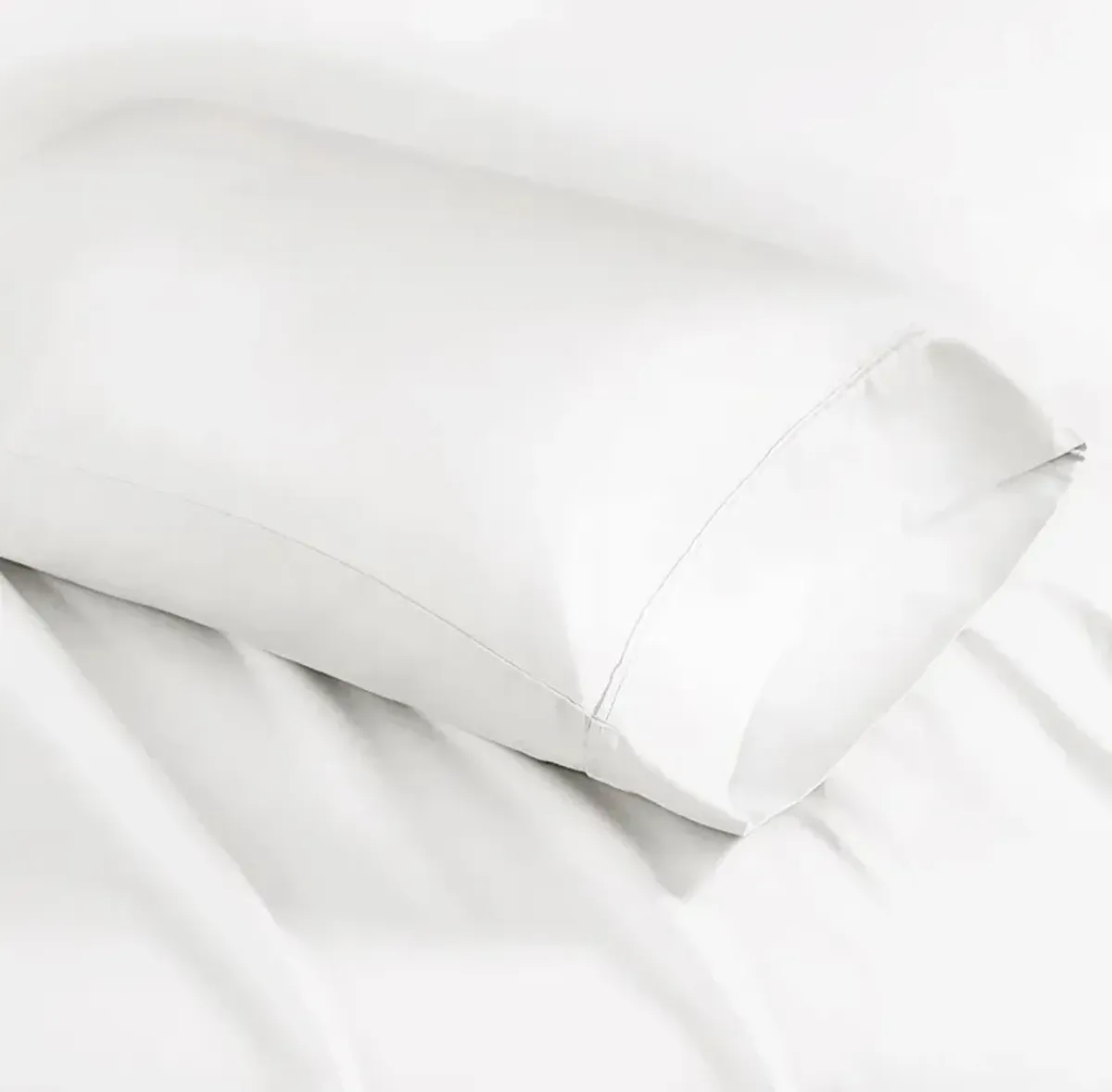 Olliix by Madison Park White 2 Pack of Standard 1500 Thread Count Cotton Rich Pillowcases