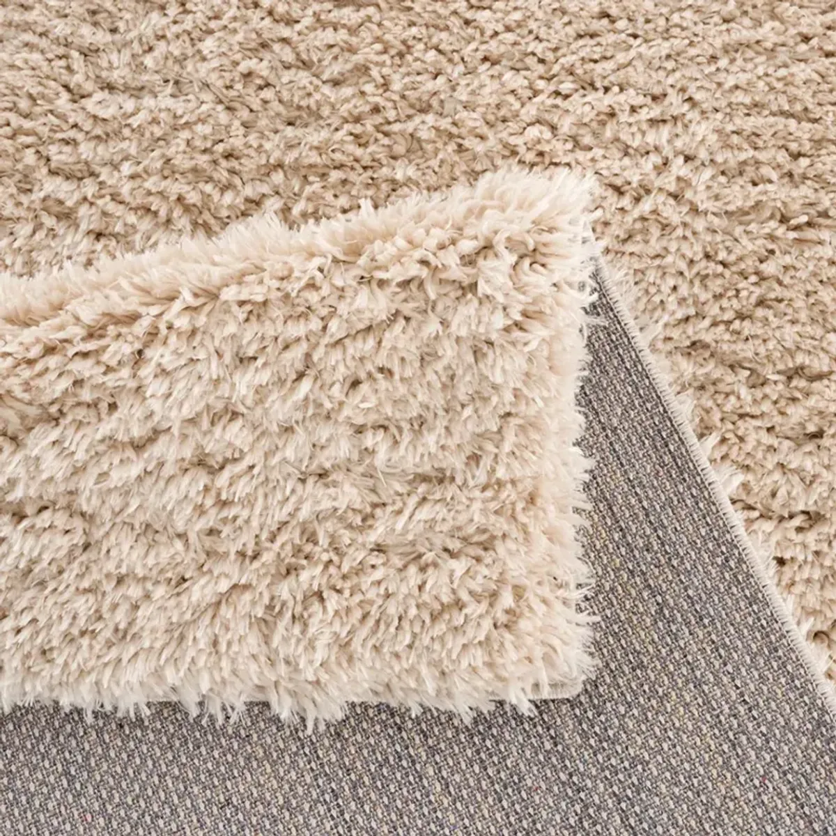 Olliix by Madison Park Camdyn Cream 6x9' Super Soft Polyester Shag Area Rug
