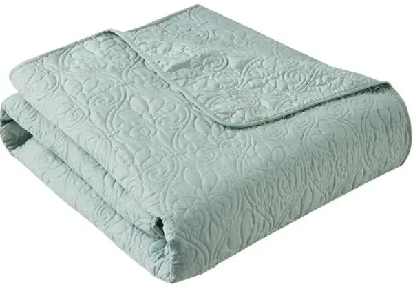 Olliix by Madison Park Quebec Seafoam Oversized Quilted Throw