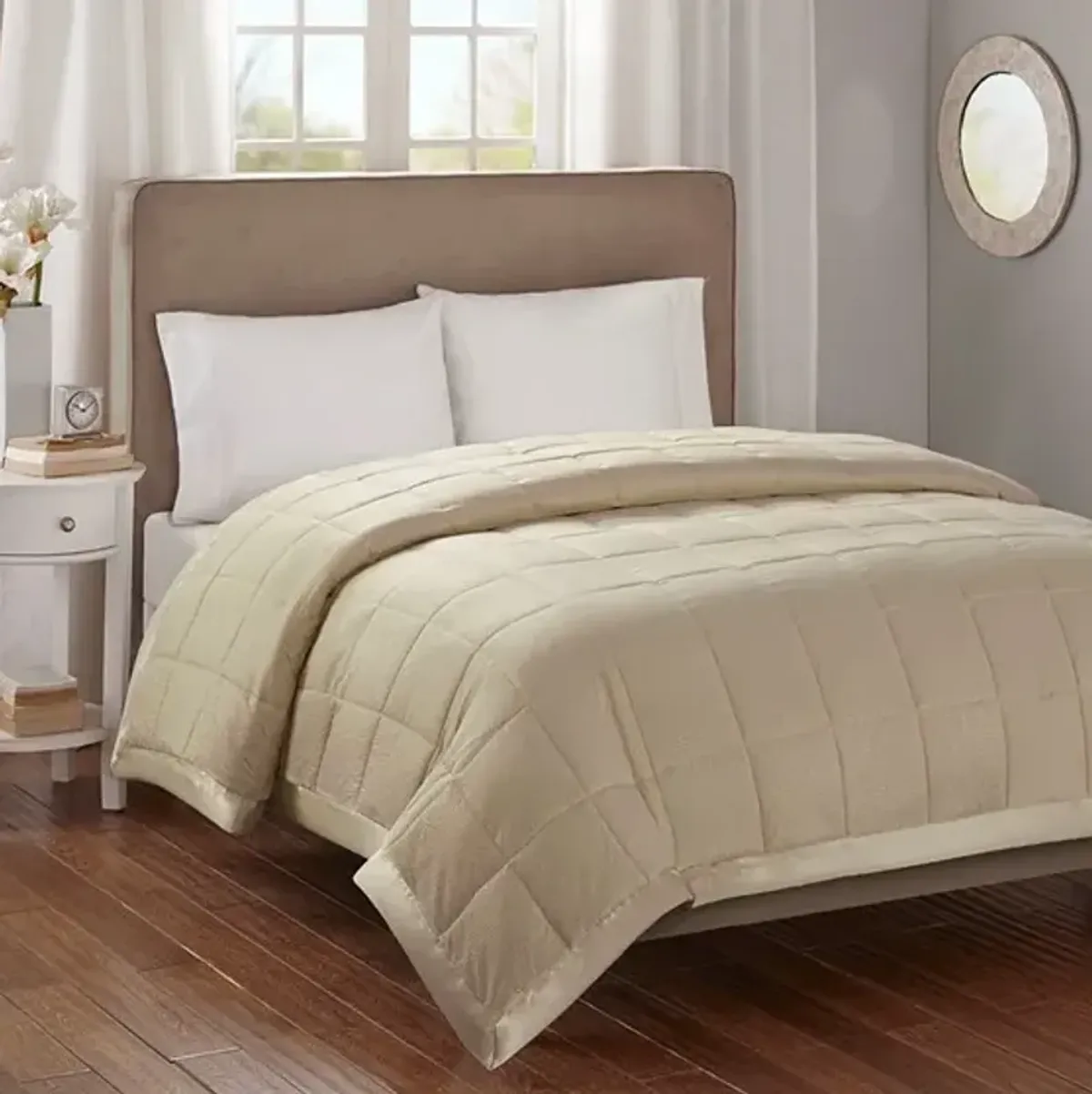 Olliix by Madison Park Taupe Premium Oversized Hypoallergenic Down Alternative Full/Queen Cambria Blanket
