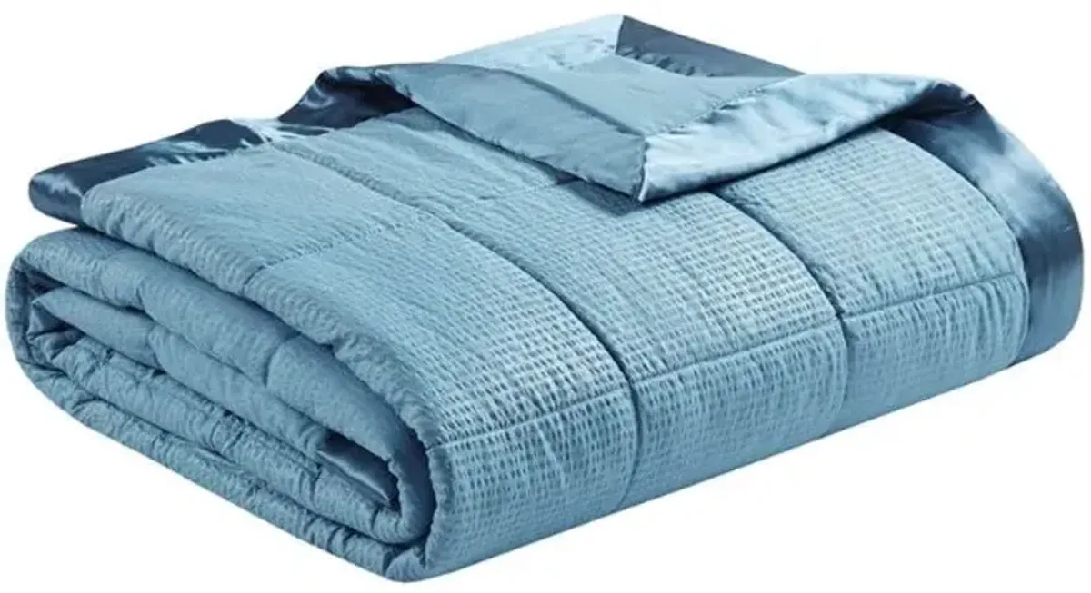 Olliix by Madison Park Cambria Slate Blue Twin Premium Oversize Down Alternative Blanket with 3M Scotchgard