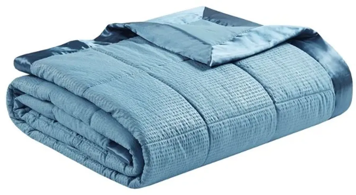 Olliix by Madison Park Cambria Slate Blue Twin Premium Oversize Down Alternative Blanket with 3M Scotchgard