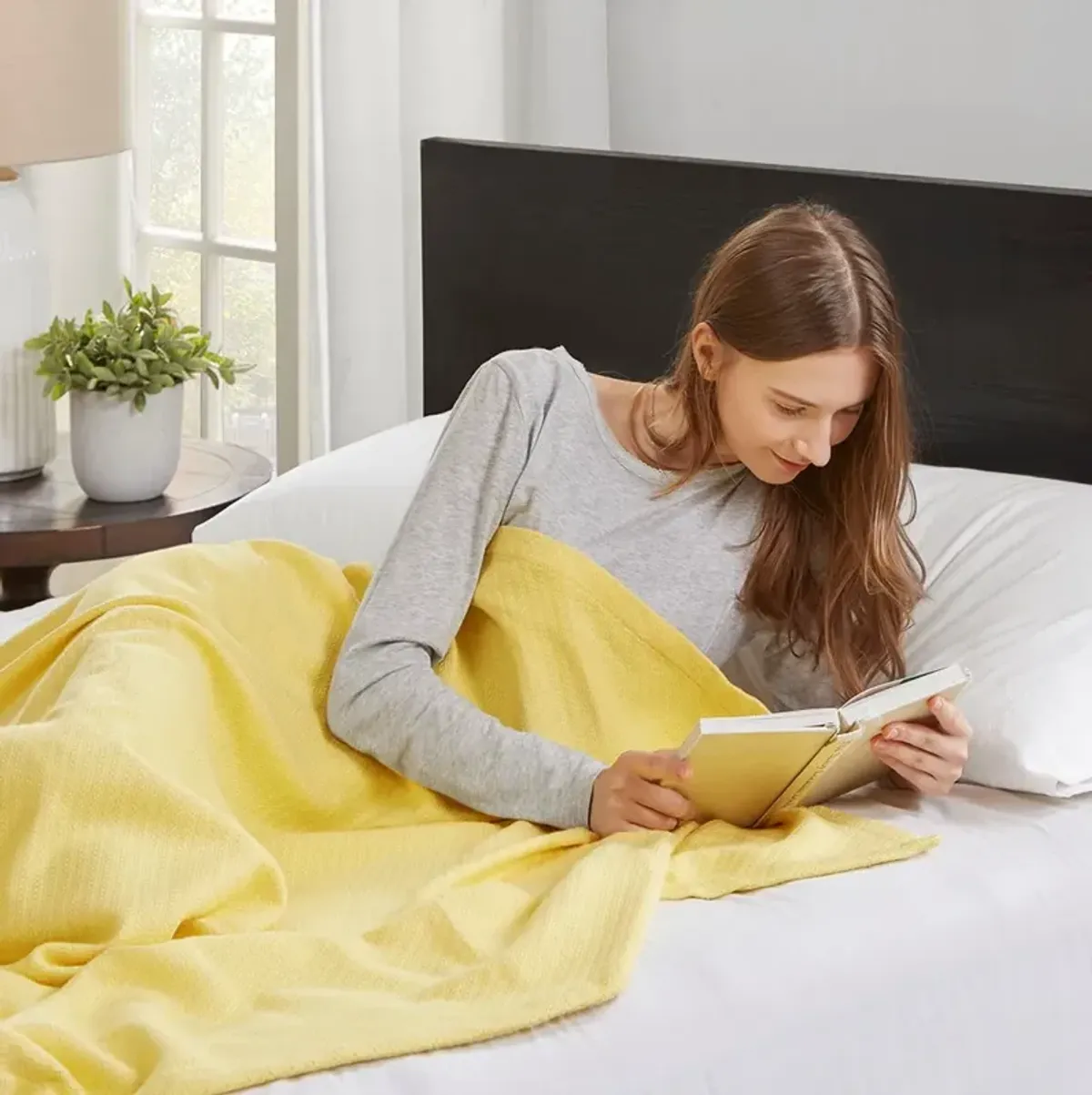 Olliix by Madison Park Liquid Cotton Yellow Twin Blanket