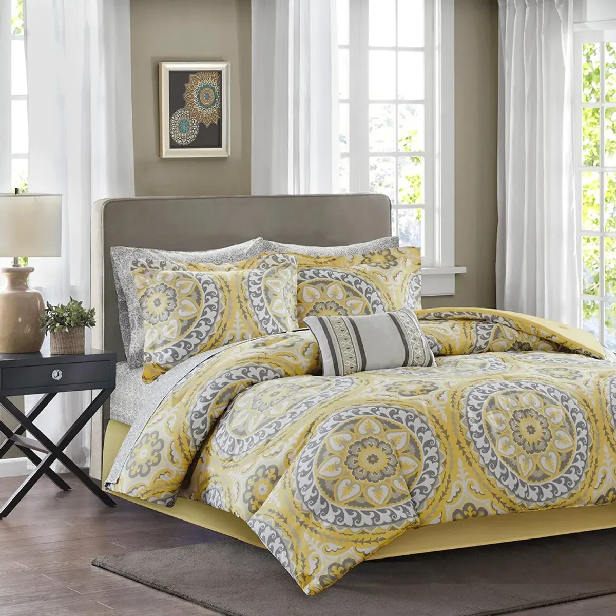 Olliix by Madison Park Essentials Serenity Yellow Twin Complete Comforter and Cotton Sheet Set