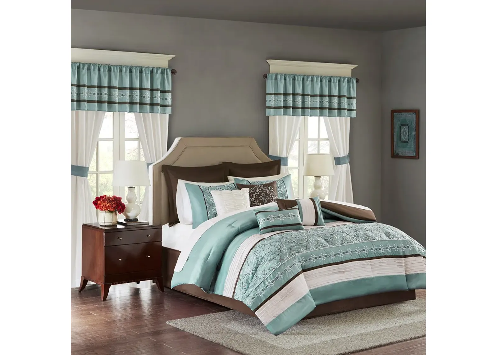 Olliix by Madison Park Essentials 24 Pieces Seafoam Queen Jelena Room in a Bag Set