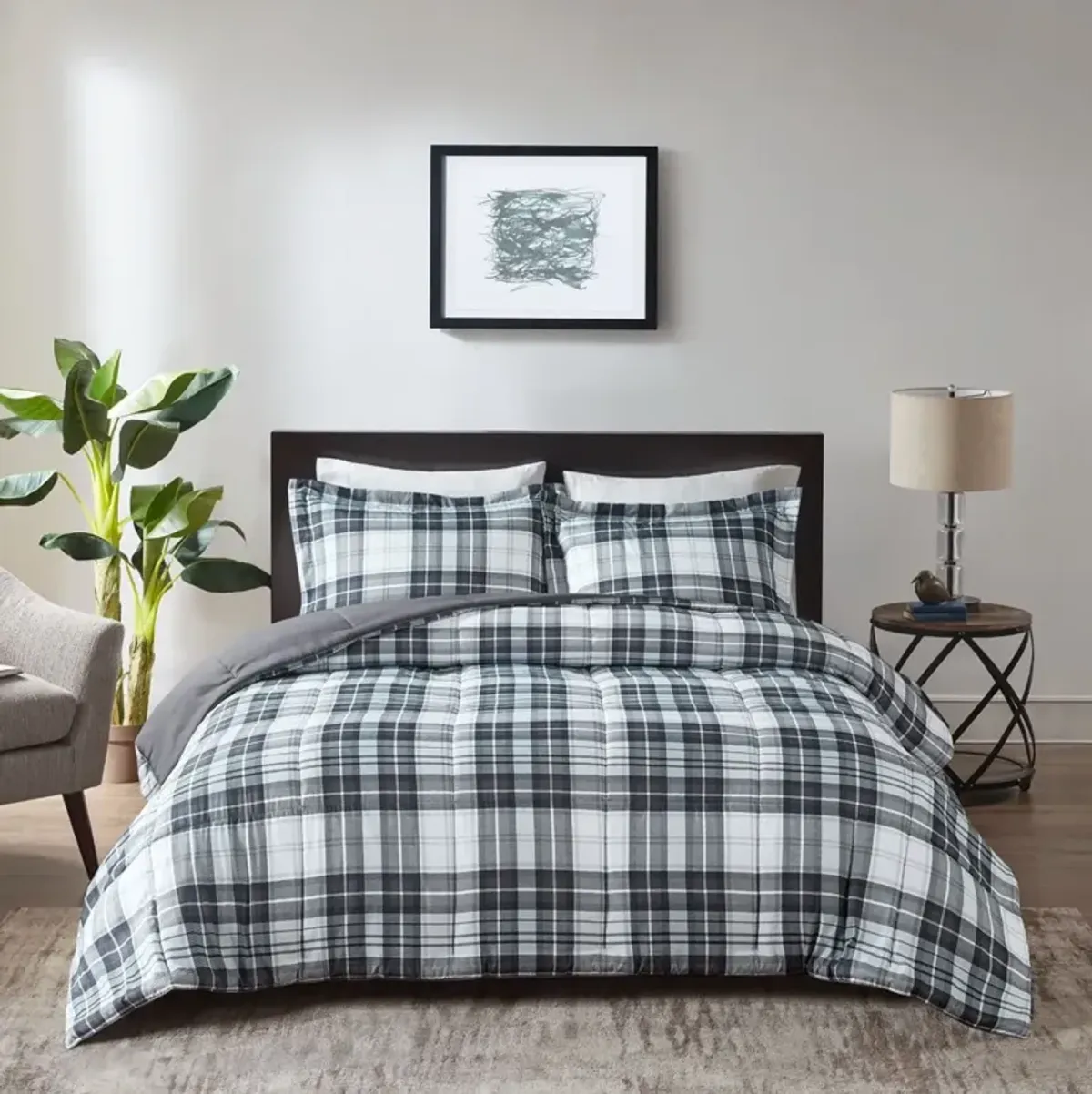 Olliix by Madison Park Essentials Parkston Black and White King/California King 3M Scotchgard Down Alternative All Season Comforter Set