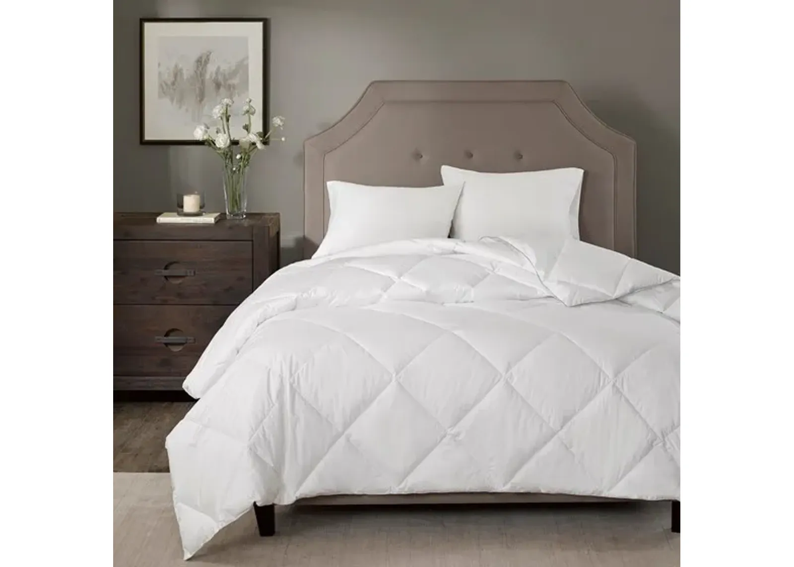 Olliix by Madison Park Signature White Diamond Down Alternative Full/Queen 1000 Thread Count Cotton Comforter