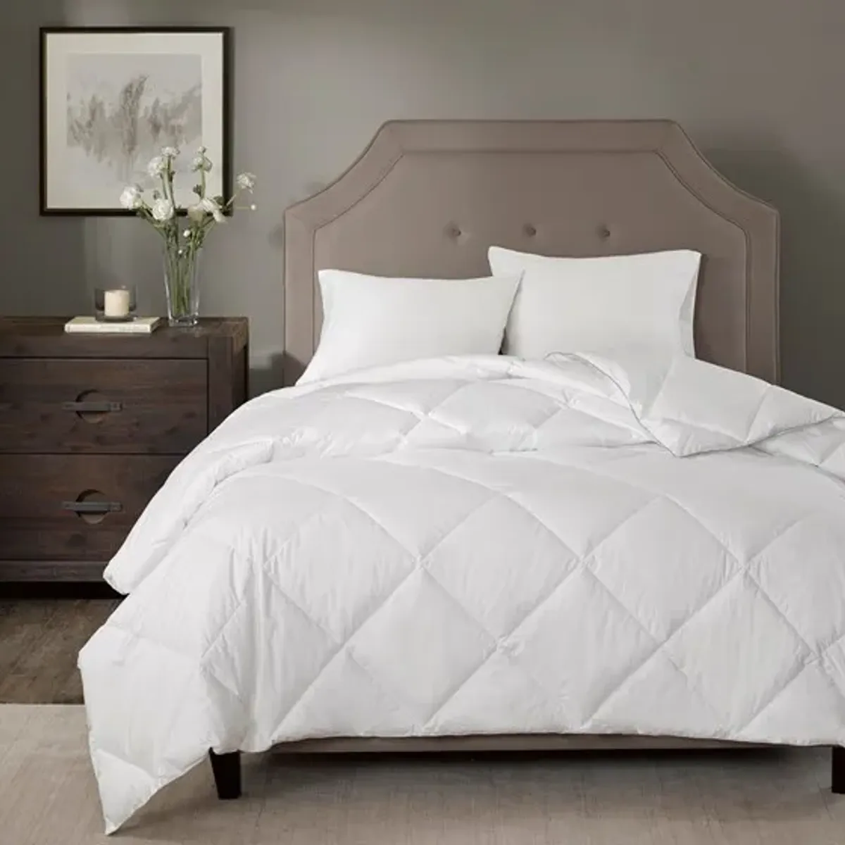 Olliix by Madison Park Signature White Diamond Down Alternative Full/Queen 1000 Thread Count Cotton Comforter